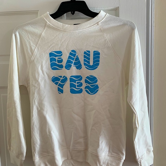 A cute winter sweater! - Picture 3 of 3